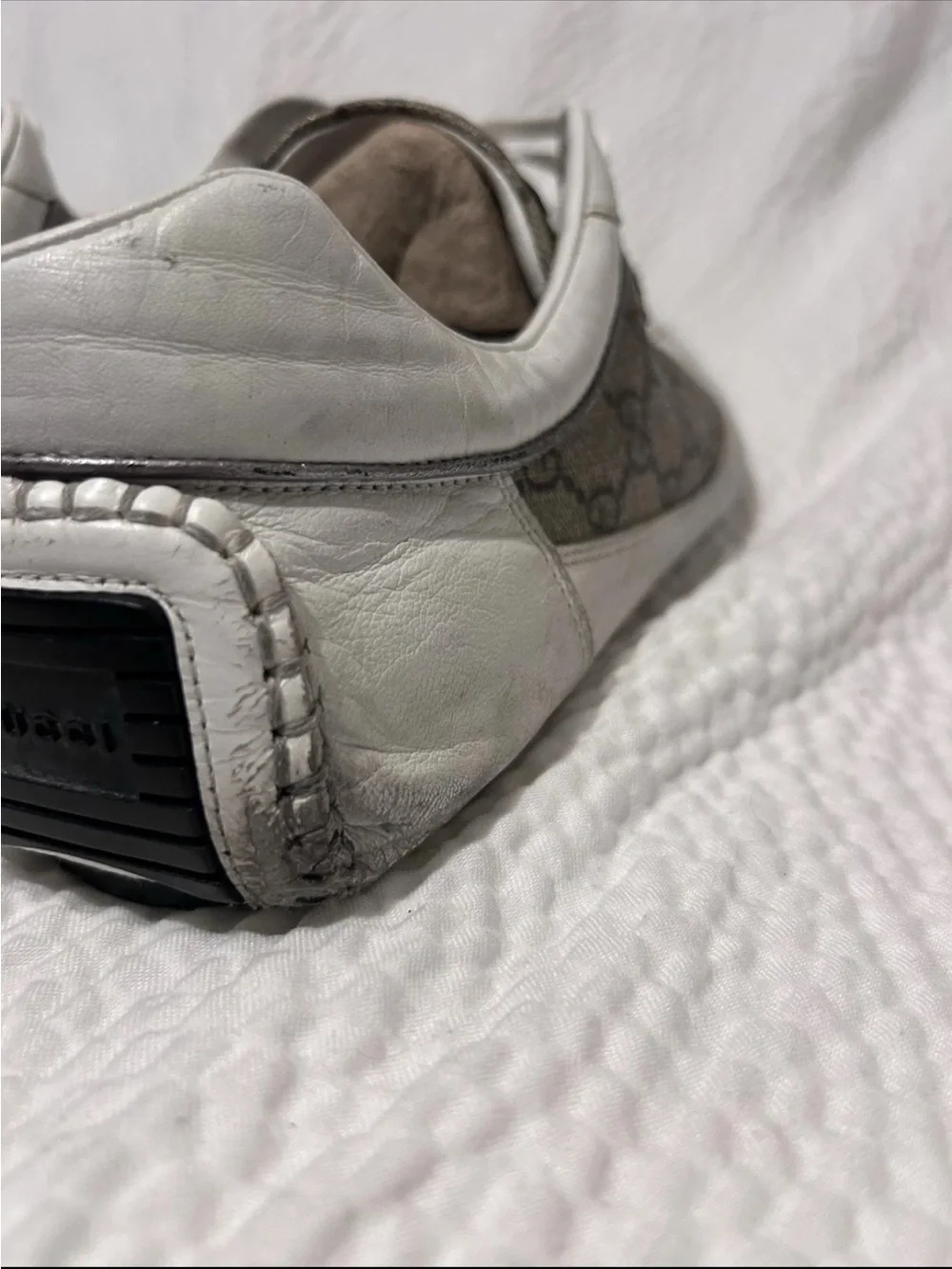 Vintage Gucci Men’s White and Brown GG Canvas Low-Top driving sneakers,